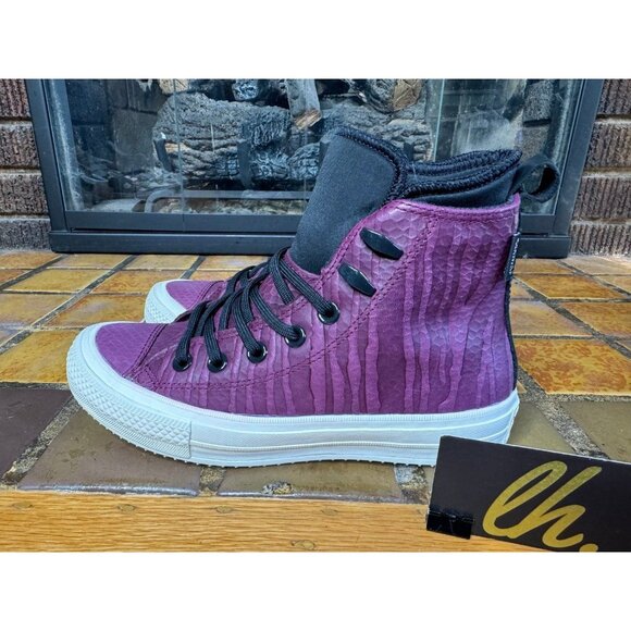 Women’s 7 Converse Chuck Taylor All Star “Lion Fish” Leather Waterproof Boots - Picture 5 of 9